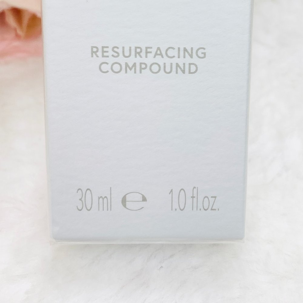 U Beauty Resurfacing Compound Full Size - Picture 4 of 7